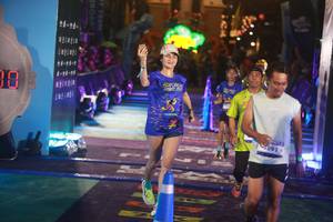 BIB: 4891, 040
                            <button type="button" onclick="openModal(26274962)" class="btn btn-primary btn-sm float-right btn-popup" data-toggle="modal" data-target=".modal-high-quality">
                        <i class="fas fa-shopping-cart"></i> Add to Cart
                    </button>
                                            <button type="button" onclick="isThisMe(26274962, true)" class="btn btn-success btn-sm float-right btn-popup btn-isme hidden" data-toggle="tooltip" data-placement="bottom" title="นี่คือรูปของคุณใช่ไหม คลิกที่นี่เพื่อเอาเข้าอัลบั้ม">
                        <i class="fas fa-plus"></i> Add to album
                    </button>
                    <button type="button" onclick="isThisMe(26274962, false)" class="btn btn-warning btn-sm float-right btn-popup btn-isnotme hidden">
                        <i class="fas fa-ban"></i> Remove from album
                    </button>